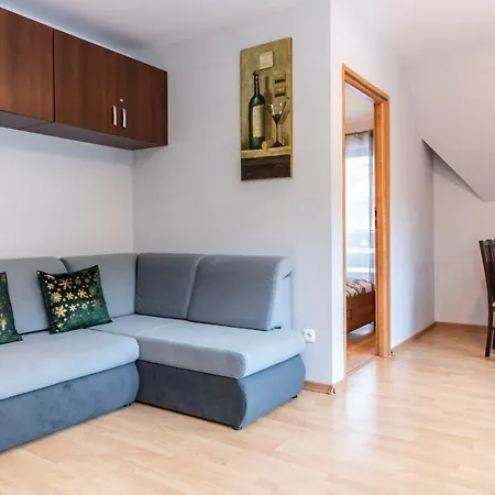 Udanypobyt Skocznia Apartmán *