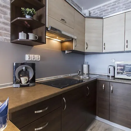 Udanypobyt Skocznia Apartmán *